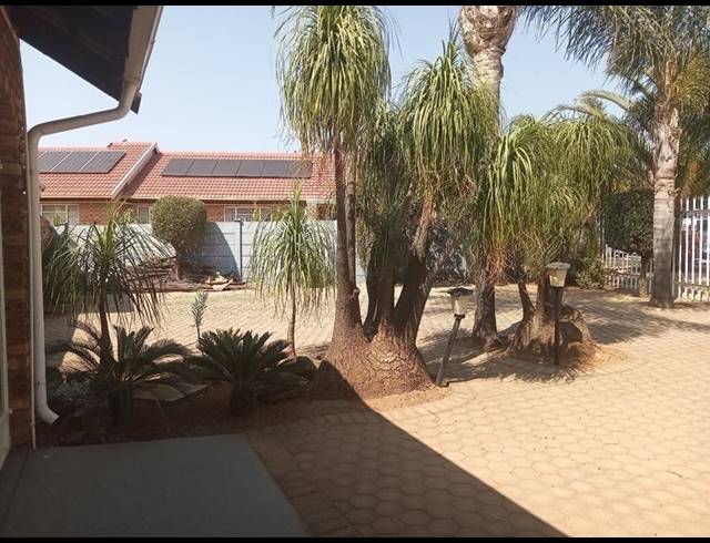 3 BEDROOM HOUSE FOR SALE IN RANDPOORT